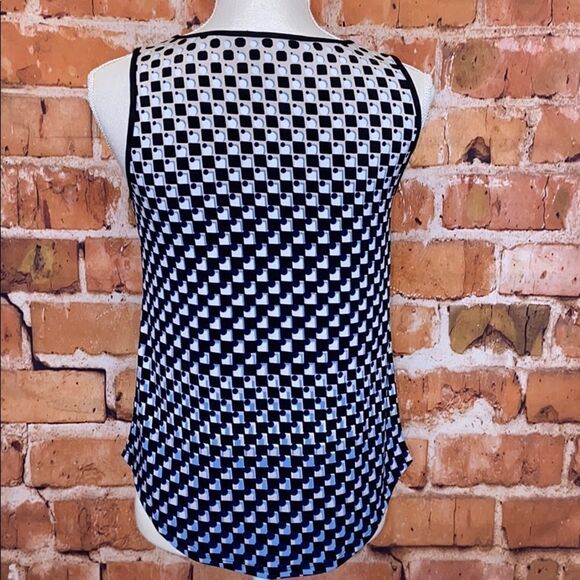 WhiteHouse BlackMarket Petite Blouse - Picture 7 of 8